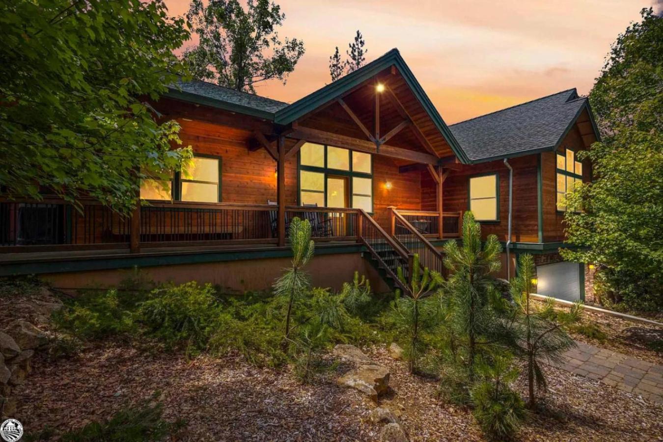 Sierra Haus With Private Access Country house
